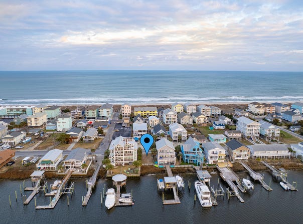 817 Canal Drive, Carolina Beach, NC 28428