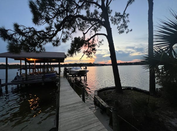35 Warwick Drive, Shalimar, FL 32579