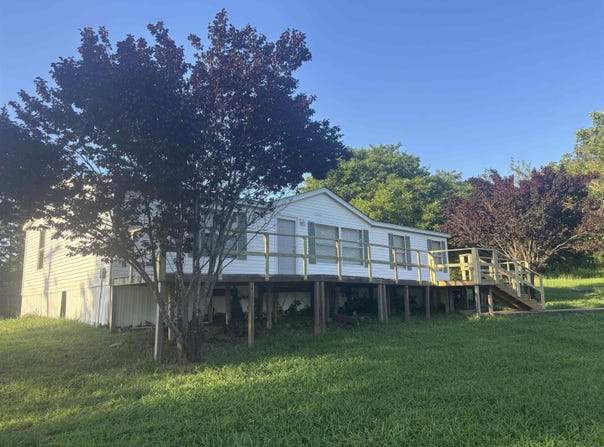 379 Burnt Ridge Road, Clinton, AR 72031