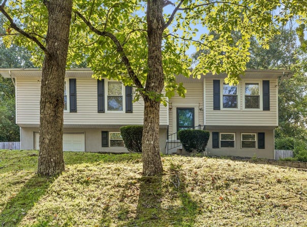 3228 Haywood Avenue, Chattanooga, TN 37415
