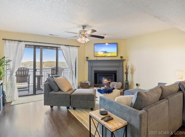 152 Falls Point Drive, Lake Ozark, MO 65049