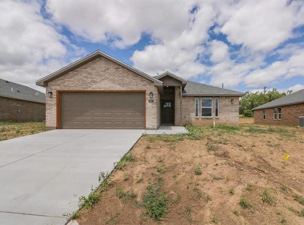 812 Bella Boulevard, Coleman, TX 76834