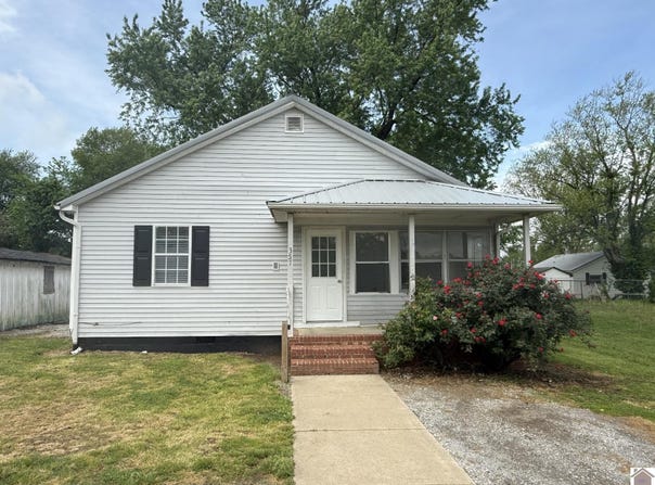 357 Chestnut Street, LaCenter, KY 42056