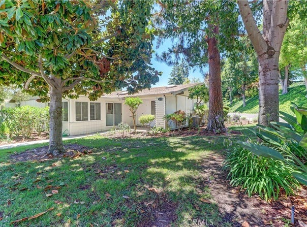 479 Calle Cadiz, Laguna Woods, CA 92637