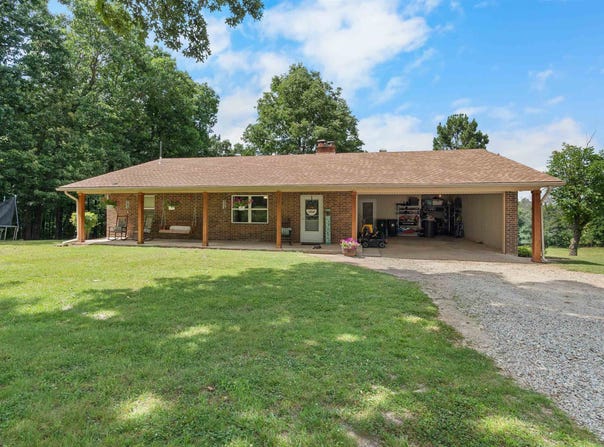 523 E AR 58 Hwy, Melbourne, AR 72556