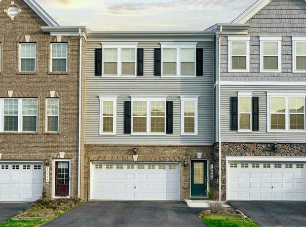 10606 HINTON Way, MANASSAS, VA 20112
