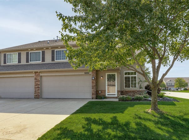 8610 EP True Parkway unit: 8004, West Des Moines, IA 50266
