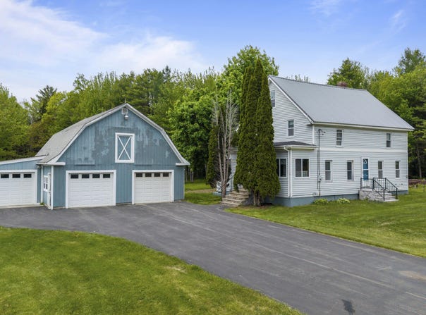 809 Edinburg Road, Edinburg, ME 04448