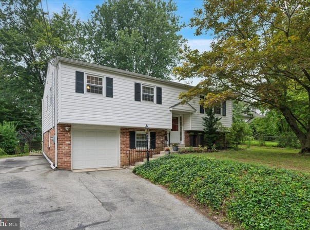 328 MICHIGAN AVENUE, SWARTHMORE, PA 19081