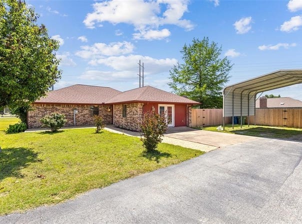 11 Woodhaven Court, Krugerville, TX 76227