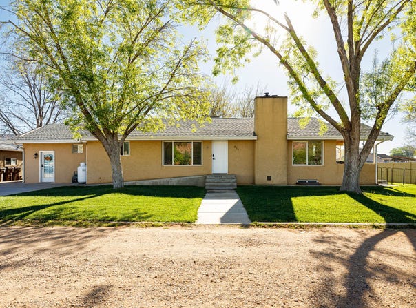 611 S 175 E, Kanab, UT 84741