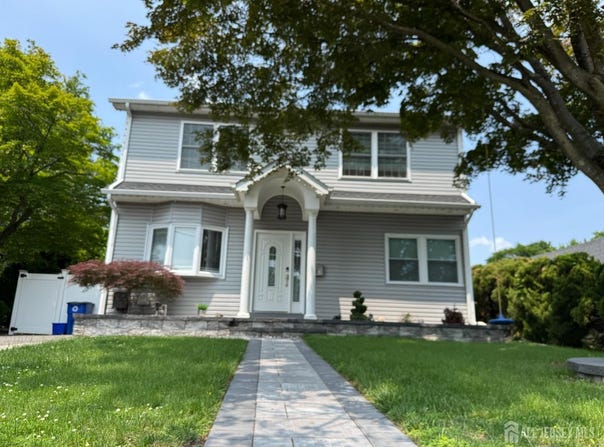 245 E GOLF Avenue, South Plainfield, NJ 07080
