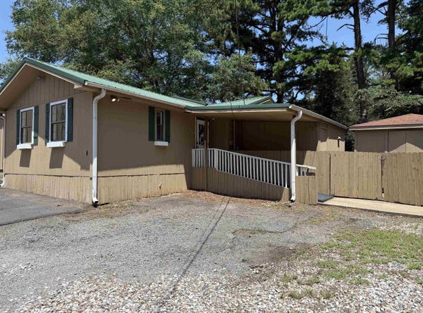 8 Bass Lane, Perryville, AR 72126