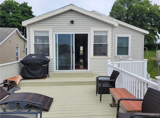 34627 Ross Lane, Cape Vincent, NY 13618