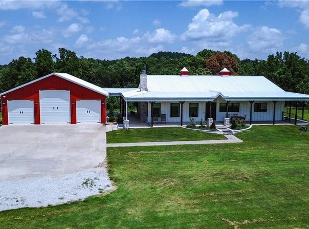 16453 Rocky Dell  RD, Gravette, AR 72736