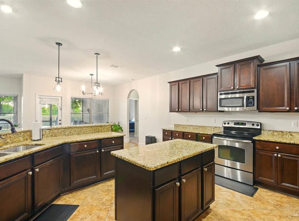 6120 Buttonbrook Dr, Pace, FL 32571