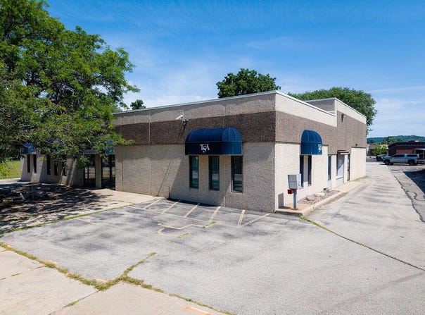3437-3439 East Ave, La Crosse, WI 54601