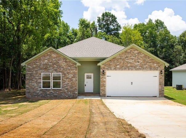 3403 S Seale Road, Phenix City, AL 36869