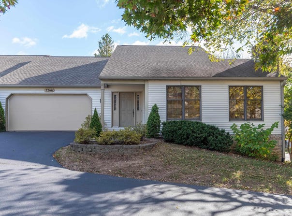 2266 E Cape Cod Drive, Bloomington, IN 47401