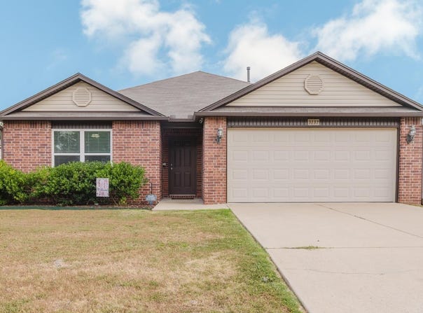 3137 Sage Grass Lane, Alexander, AR 72002