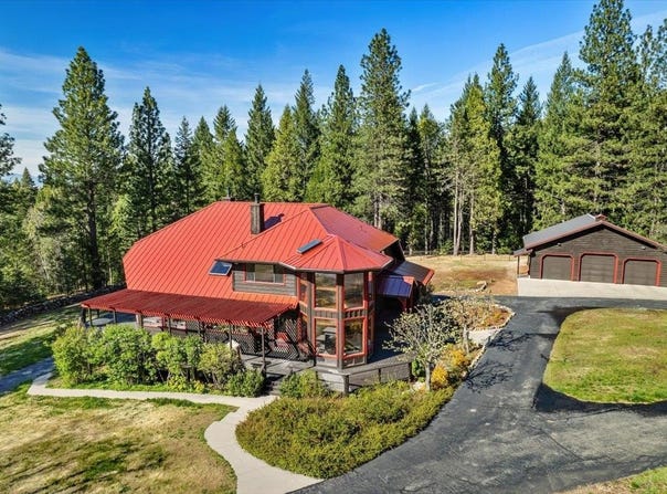 3312 Columbine Rd, Weed, CA 96094-9750