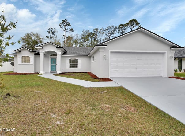 12 Fordham Lane, Palm Coast, FL 32137