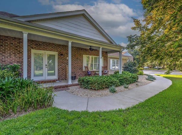 121 Half Moon Trail, Pawleys Island, SC 29585