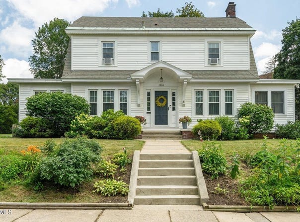 1556 Wendell Avenue, Schenectady, NY 12308