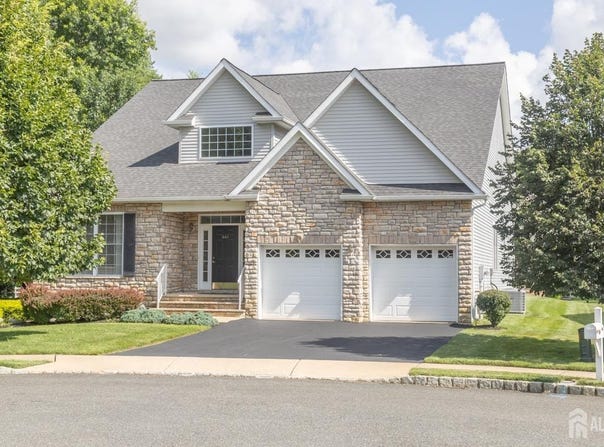 448 Edinburgh Place, Marlboro, NJ 07746