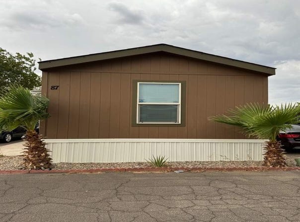 1304 E Bell Rd., Phoenix, AZ 85022