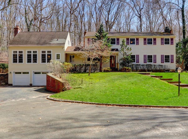 1 Spring Hollow Road, Saint James, NY 11780