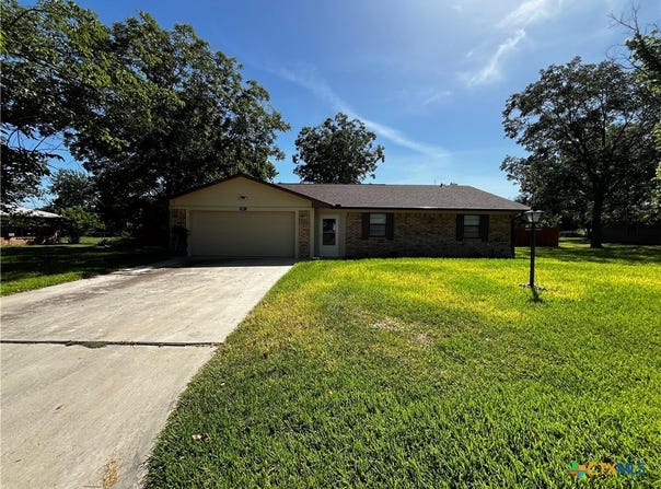 151 Mockingbird Lane, Lampasas, TX 76550
