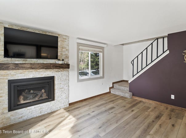 360 E SIMPSON Avenue, Jackson, WY 83001