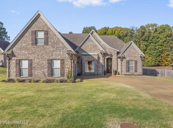 1859 W Keenlan Drive, Hernando, MS 38632