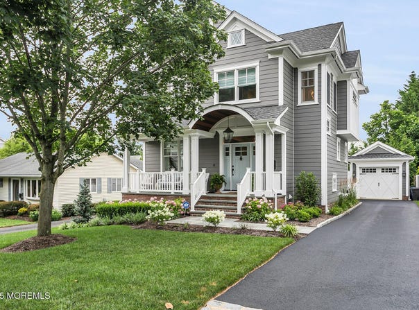 29 Allen Street, Rumson, NJ 07760