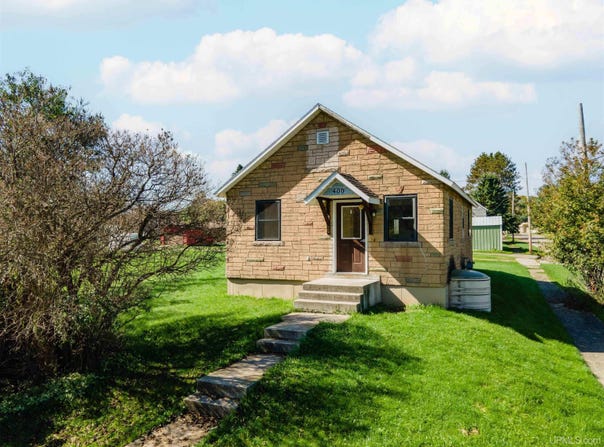 400 Brule Avenue, Caspian, MI 49915