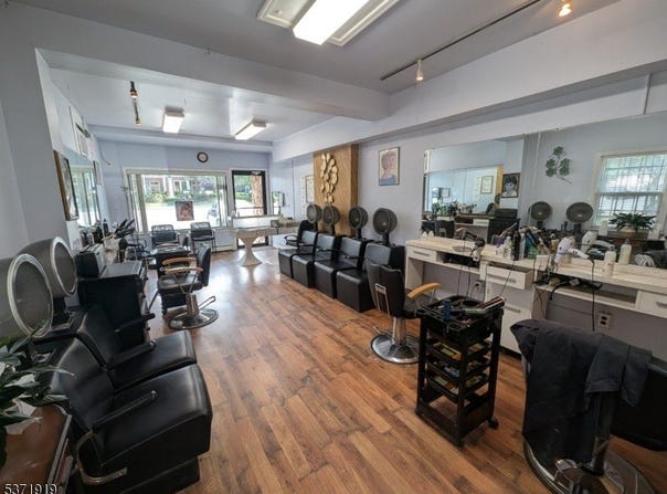 180 Hamburg Tpke, Wayne Twp., NJ 07470-2116