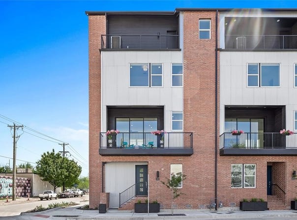 201 Carroll Street, Fort Worth, TX 76107