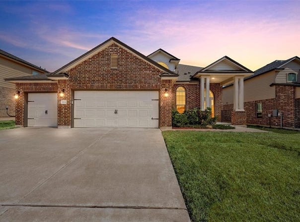 11133 Beckon Falls, Waco, TX 76708