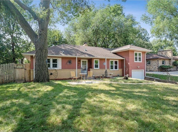 2630 Xenwood Avenue S, Saint Louis Park, MN 55416