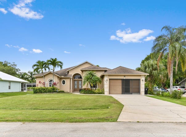 2450 SW Summit Street, Port Saint Lucie, FL 34984