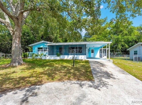 7 N Adams Street, Beverly Hills, FL 34465