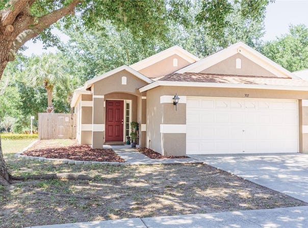 302 SUMMER SAILS DRIVE, VALRICO, FL 33594