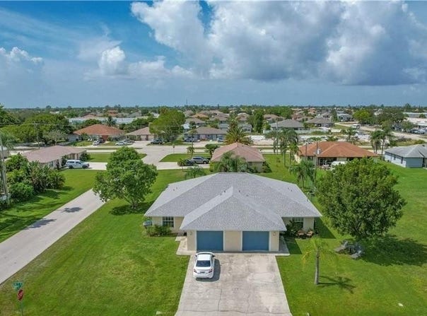 4412 SW 7th, CAPE CORAL, FL 33914