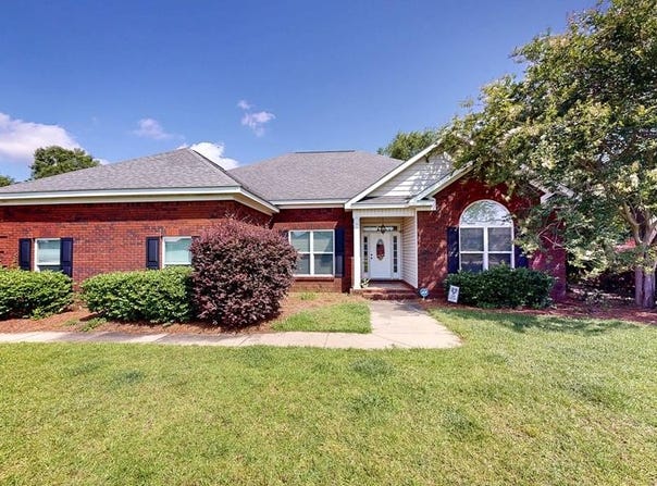 218 Azalea Lane, Headland, AL 36345
