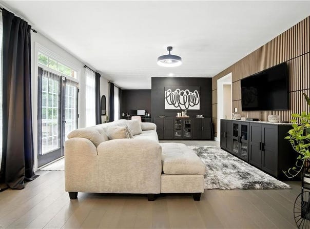 1781 Champion Cir, Virginia Beach, VA 23456