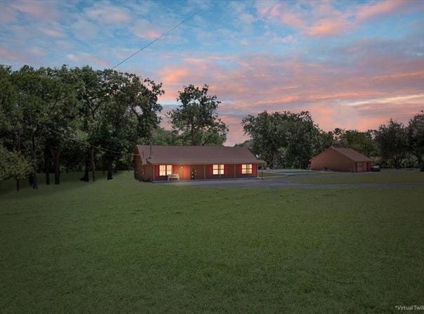805 Lusk Creek Road, Eddy, TX 76524