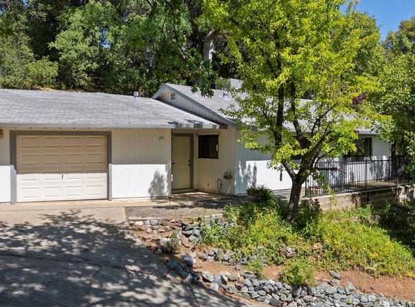 155 Oak St, Sonora, CA 95370