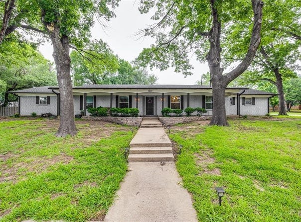 1507 Greenbrier Drive, Sherman, TX 75092