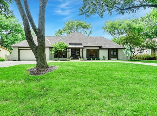 12716 High Drive, Leawood, KS 66209